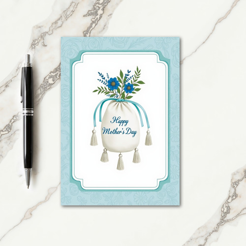 Creamy Pouch Mothers Day Card