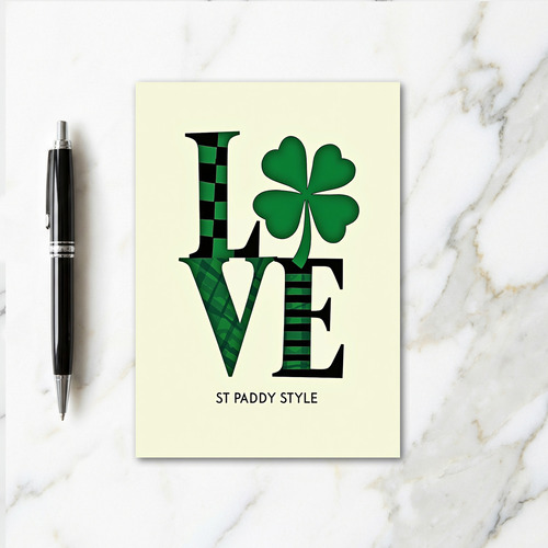 Green Pattern Love Card