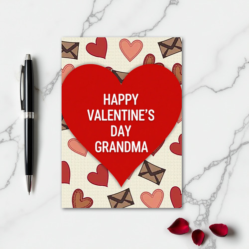 Red Heart Pattern Grandma Card