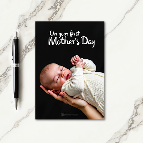 Sweet Newborn Mother Card