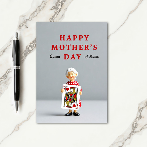 Sweet Queen Mum Mothers Day Card